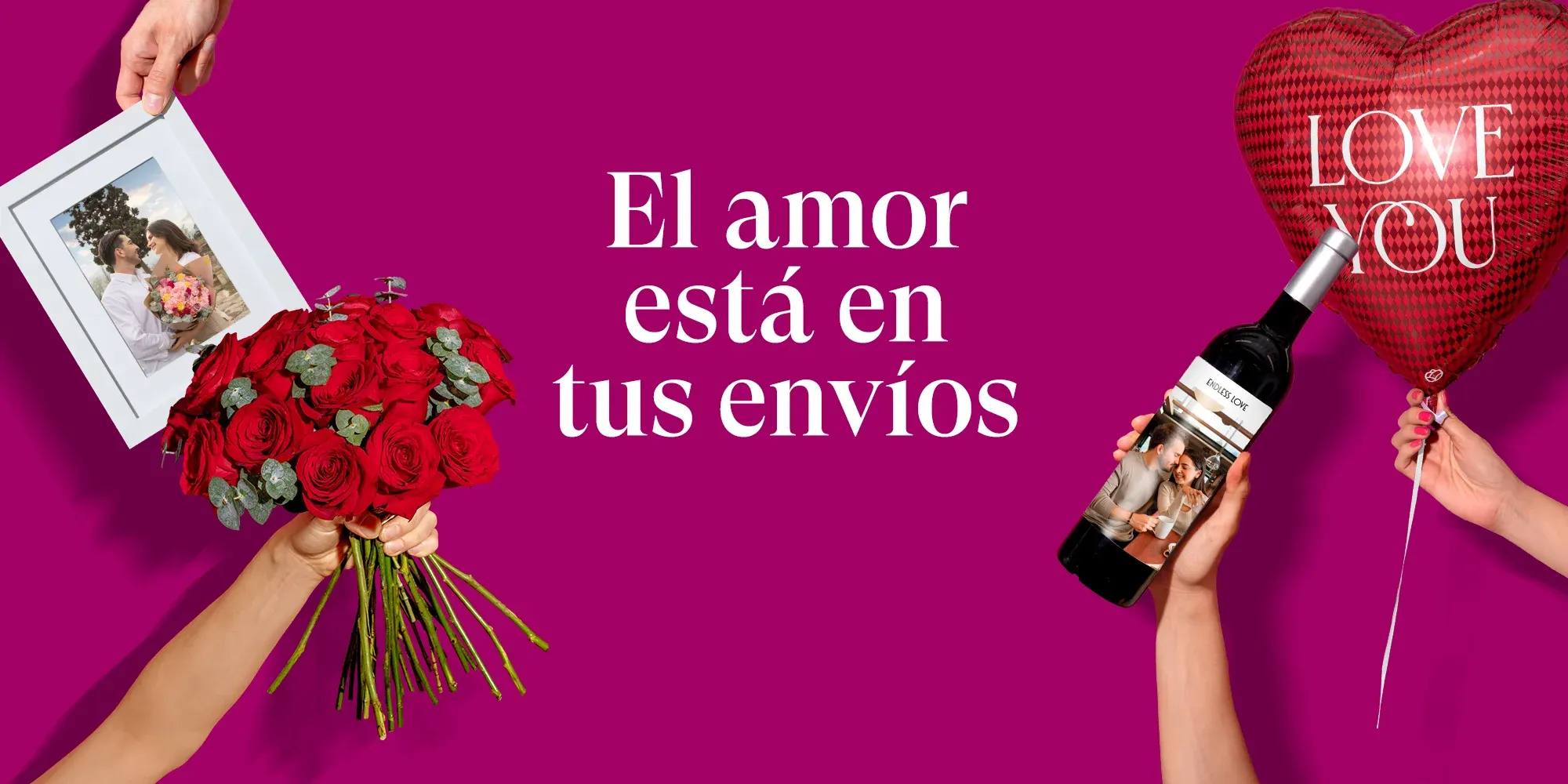 Banner ramo de rosas rojas, globo con mensaje “LOVE YOU” y botella de vino personalizada con foto, fondo rosa fucsia y el texto “El amor está en tus envíos” – Enviaflores.